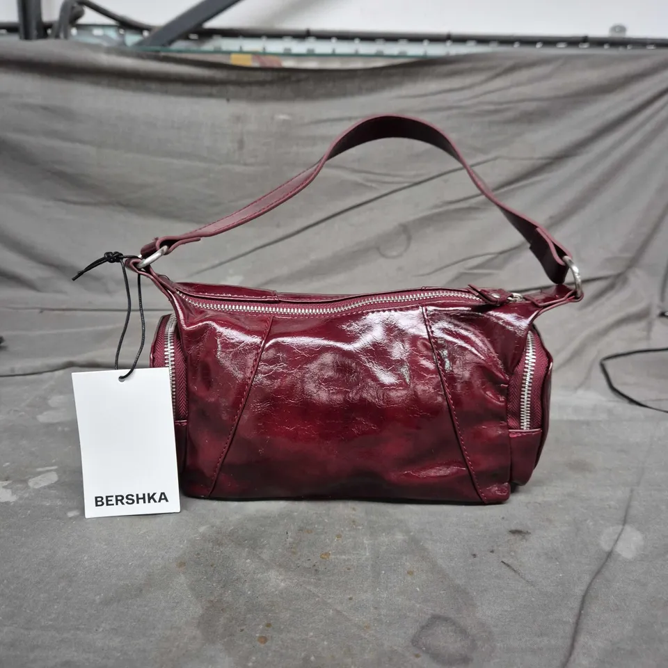 BERSHKA BURGUNDY METALLIC HANDBAG WITH SHOULDER STRAP
