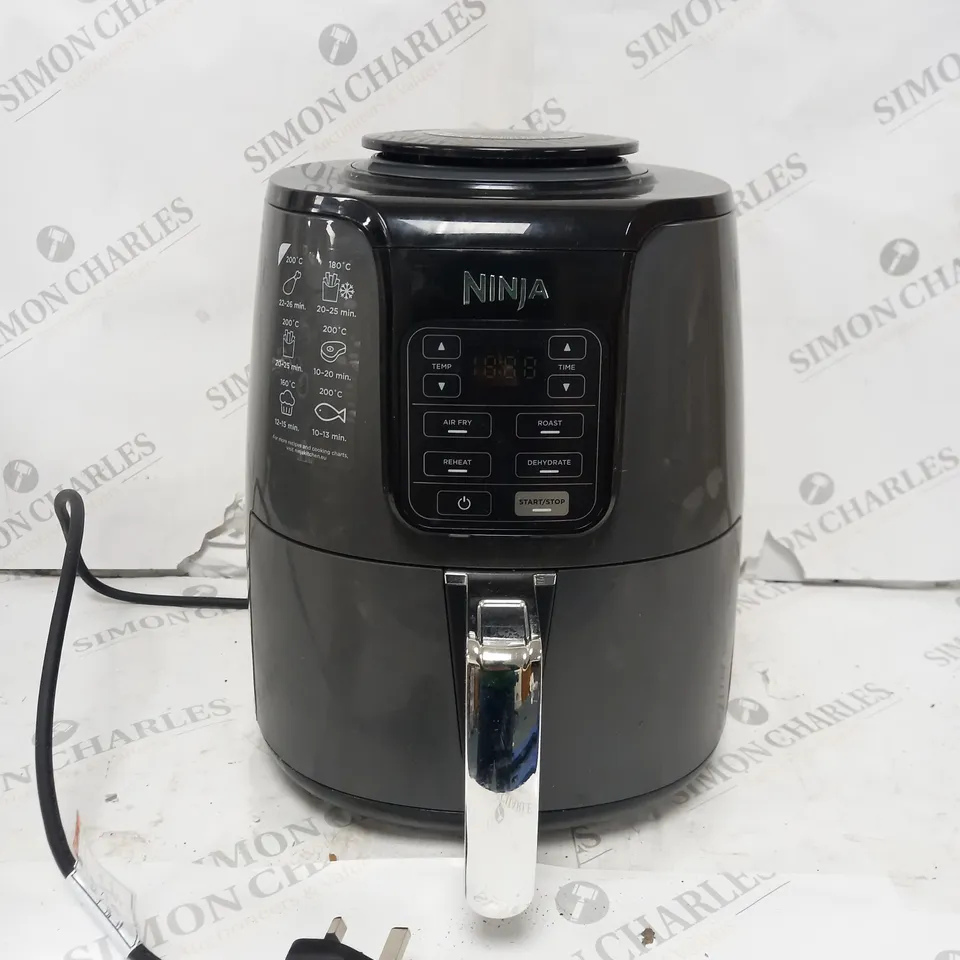 BOXED NINJA AIR FRYER 3.8L AF100UK