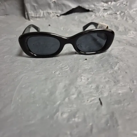 AIRE CALISTO BLACK SUNGLASSES