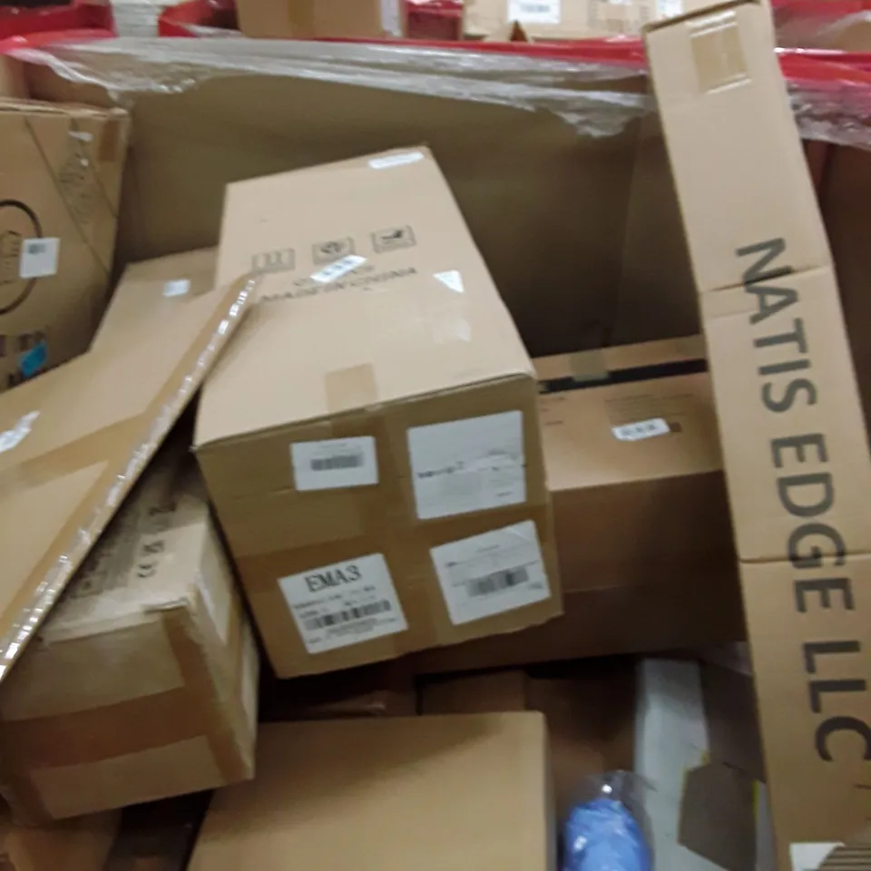 PALLET OF ASSORTED HOUSEHOLD GOODS AND PRODUCT TO INCLUDE; BEAR STEAM STERILIZED AND DRYER, PICO 20 LITRE MICROWAVE, SINGLE PERSON CHANGING TENT ETC
