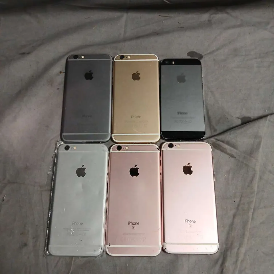 APPROXIMATELY 30 APPLE IPHONE BACKS - FOR PARTS - ASSORTED MODELS AND COLOURS
