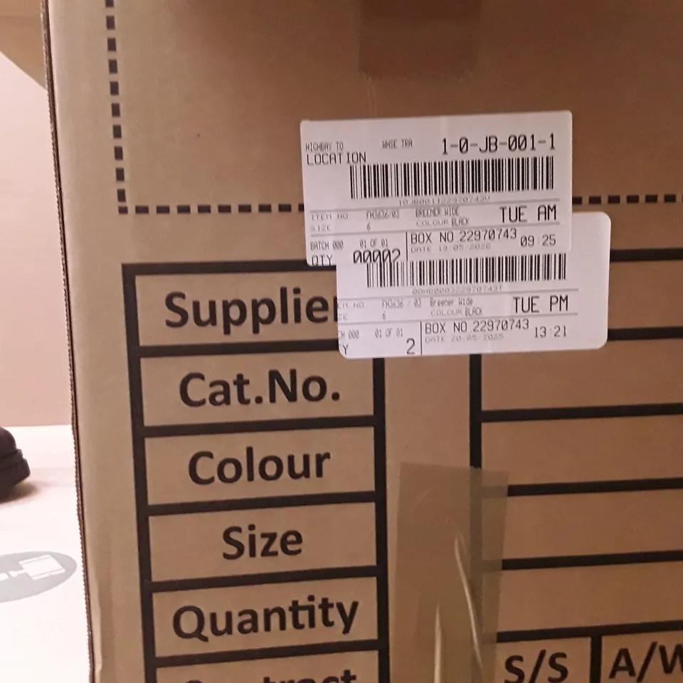 BOXED BRAND NEW SIMPLY BE BREENER WIDE BOOTS SIZE 6 BLACK COLOUR APPROXIMATELY 2 PAIRS