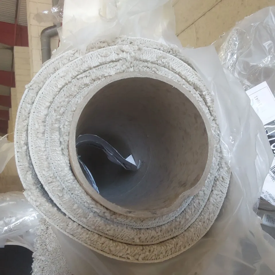 ROLL OF QUALITY FIRST IMPRESSIONS PATIENT CARPET - APPROXIMATELY 2 x 5m