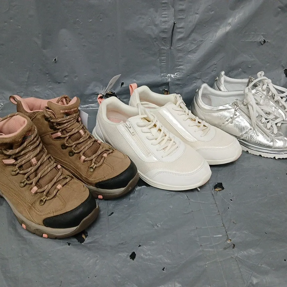 APPROXIMATELY 15 PAIRS OF SHOES IN VARIOUS SIZES, STYLES & COLOURS TO INCLUDE VIONIC, MODA IN PELLE, SKECHERS, ETC