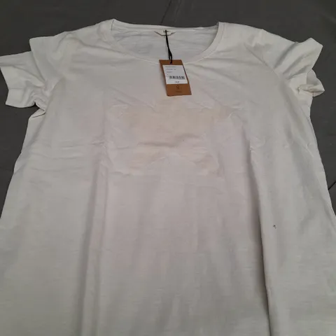 HUSH FLOCK STAR TEE IN OFF WHITE - SMALL