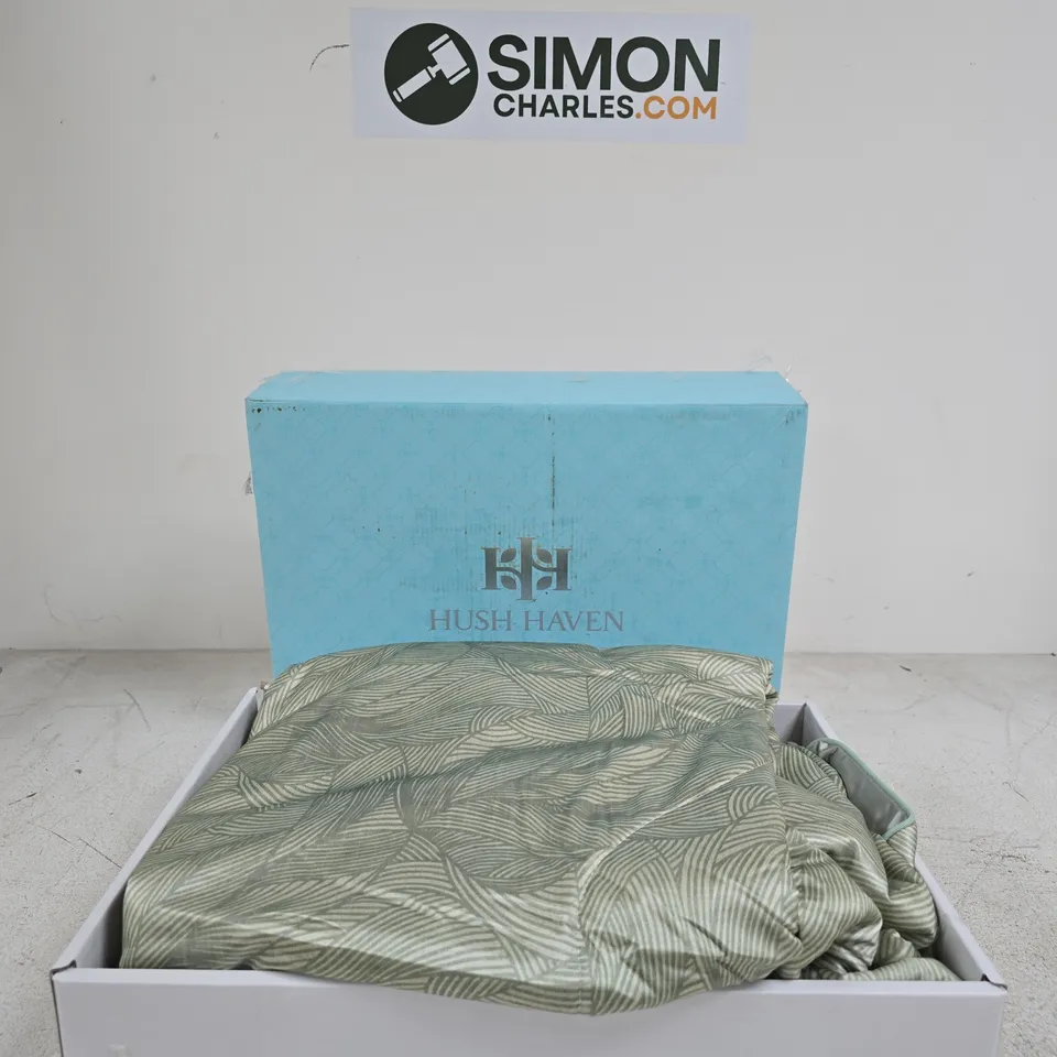 HUSH HAVEN THIN DUVET - LEAFY PATTERN