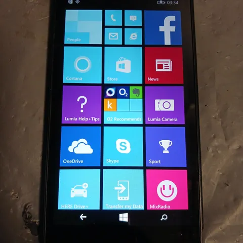 MICROSOFT LUMIA 640