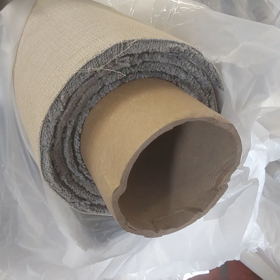 ROLL OF QUALITY EC HEARTLAND PEDMORE CARPET - APPROXIMATELY 2 x 5m