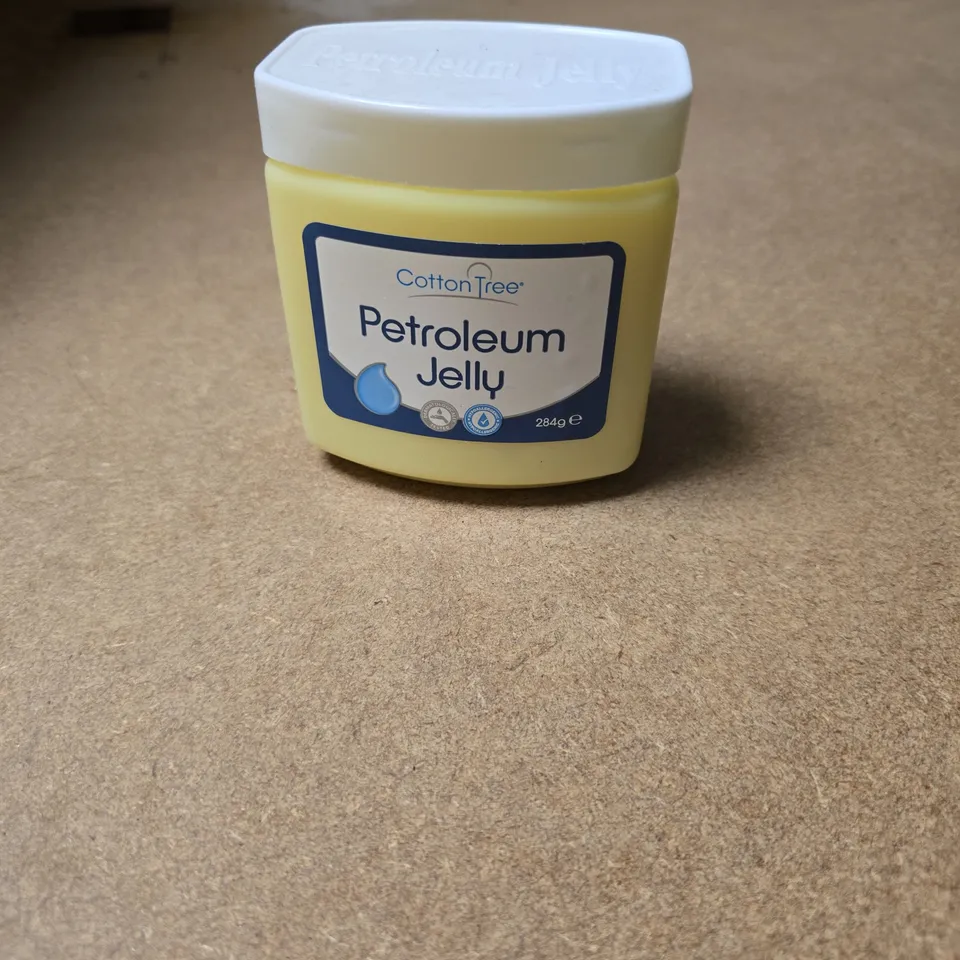 APPROXIMATELY 20 ASSORTED COSMETIC ITEMS INCLUDING JOSH WOOD HAIR COLOUR , COTTON TREE PETROLEUM JELLY AND SUKIN HYDRATING SHAMPOO