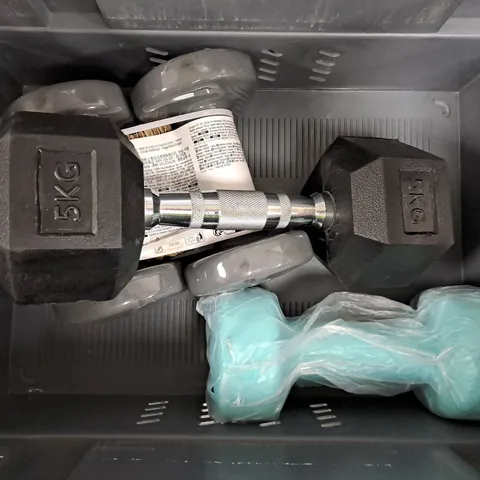 4 X ASSORTED DUMBBELL WEIGHTS 