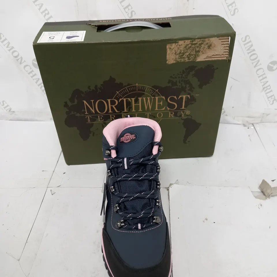BOXED PAIR OF NORTHWEST TERRITORY NAVY/PINK HIKING BOOTS SIZE 5 
