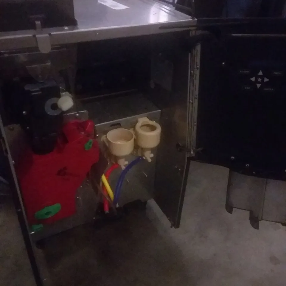 COFFETEK VITRO X3 COFFEE MACHINE 