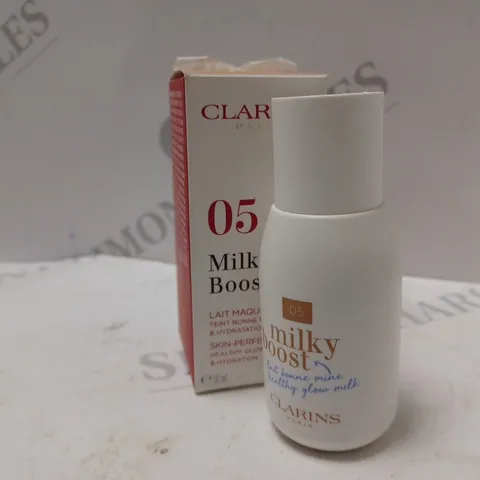 BOXED CLARINS 05 MILKY SANDALWOOD SKIN-PERFECTING MILK (50ml)