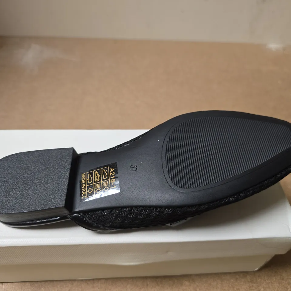 QUEEN VIVI PARIS WOMEN'S MESH SLIP-ON SANDALS – BLACK, UK4 (EU37) – BOXED
