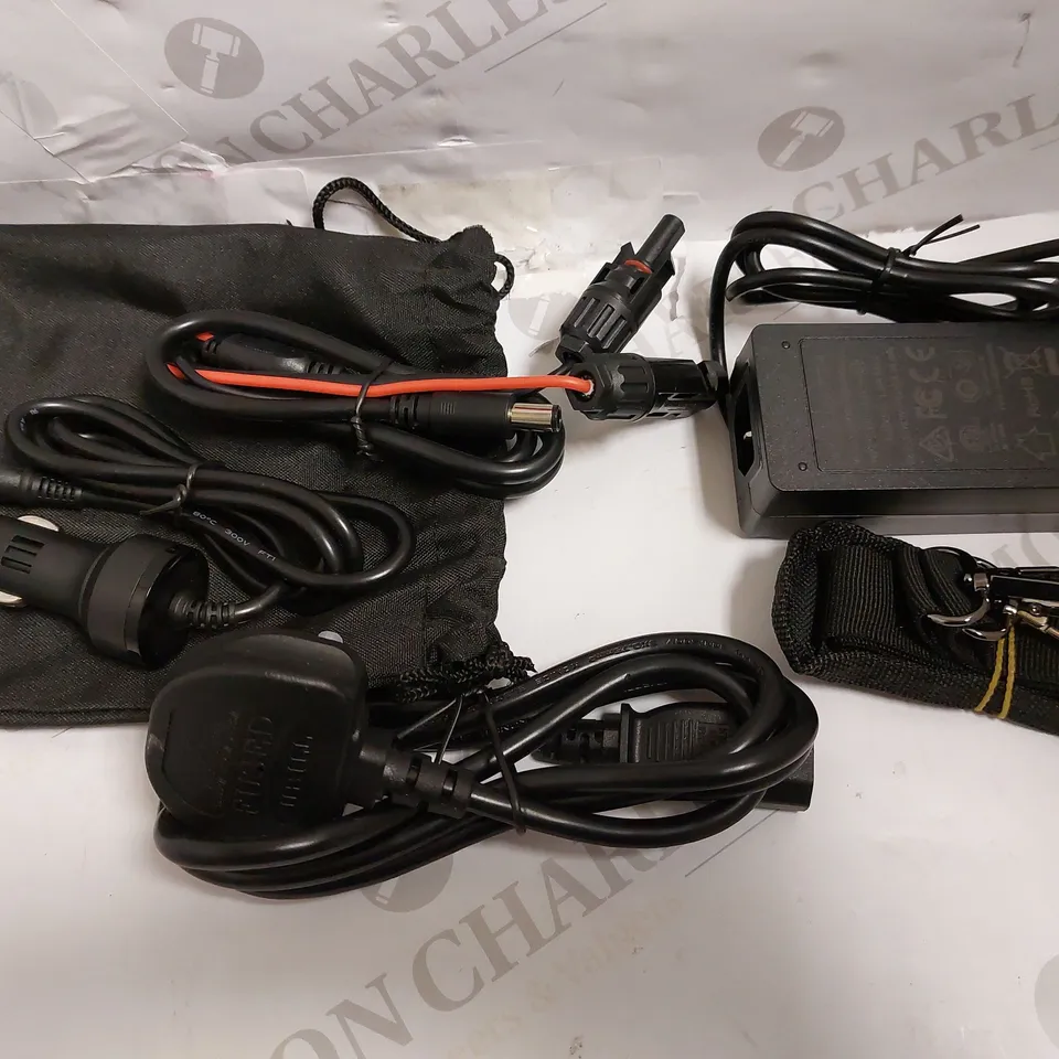 AWANFI PORTABLE POWER STATION WITH CARRY CASE