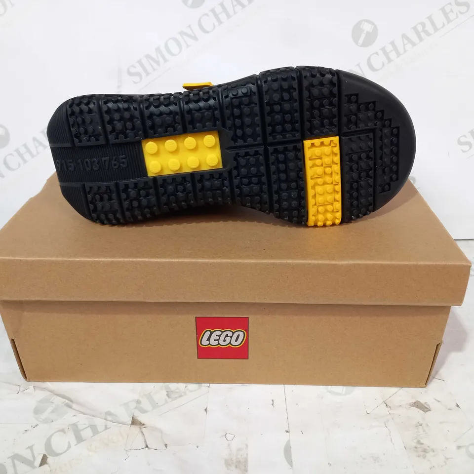 BOXED PAIR OF ADIDAS LEGO SPORT PRO EL K SHOES IN BLACK/YELLOW UK SIZE 1