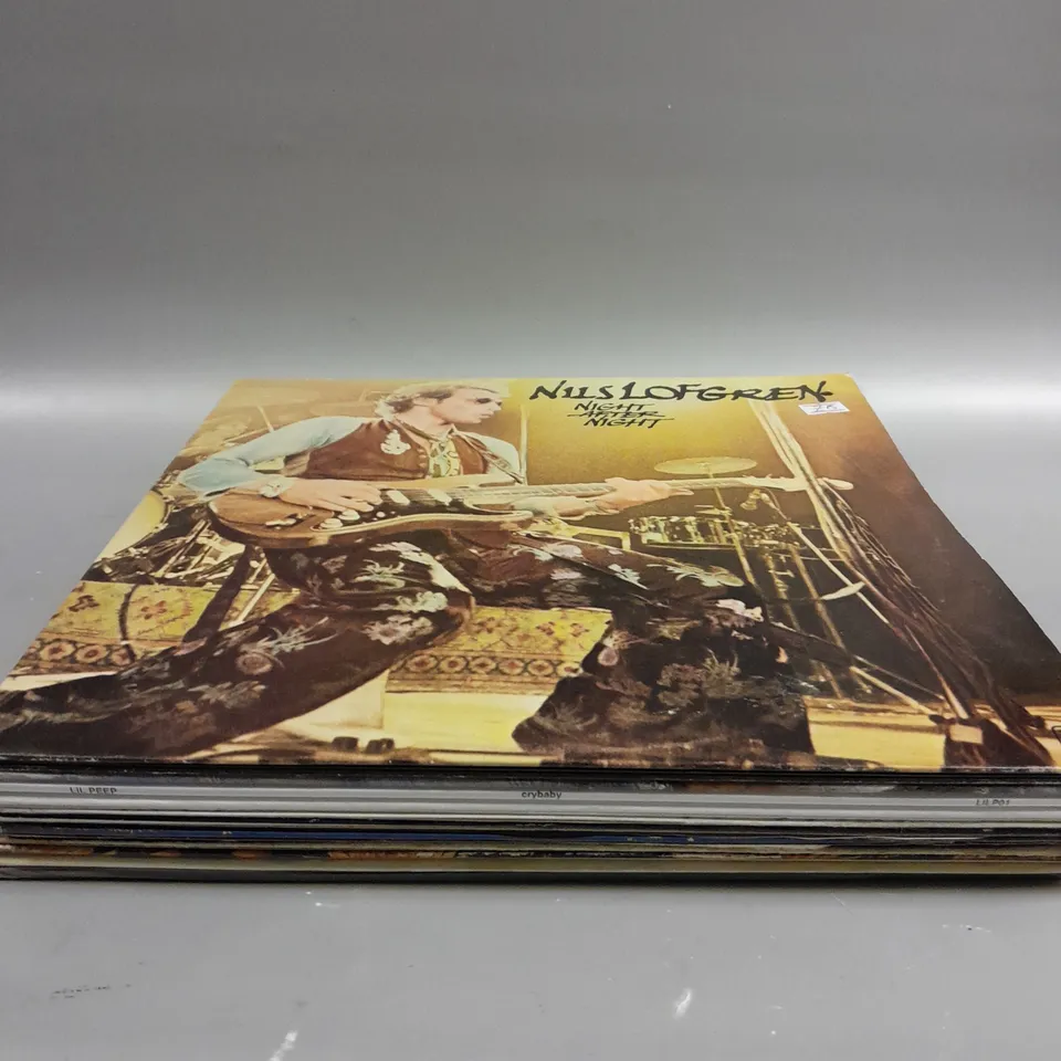 APPROXIMATELY 10 ASSORTED VINYLS FROM VARIOUS ARTIST TO INCLUDE MARVIN GAYE, ELVIS COSTELLO, DIRE STRAITS ETC 