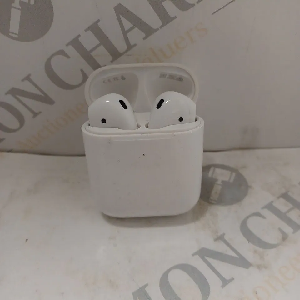 UNBOXED WIRELESS EARBUDS WITH CHARGING CASE IN WHITE 