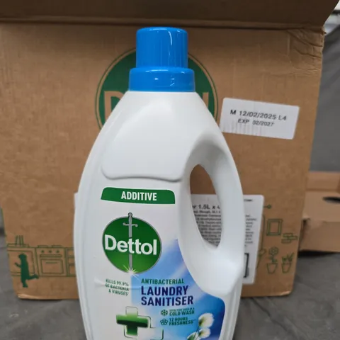 LOT OF 4 DETTOL LAUNDRY SANITISER 