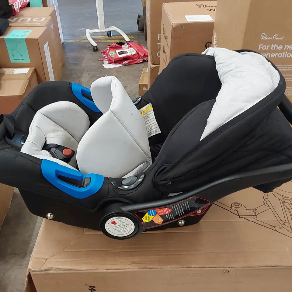 MY BABIIE CAR SEAT