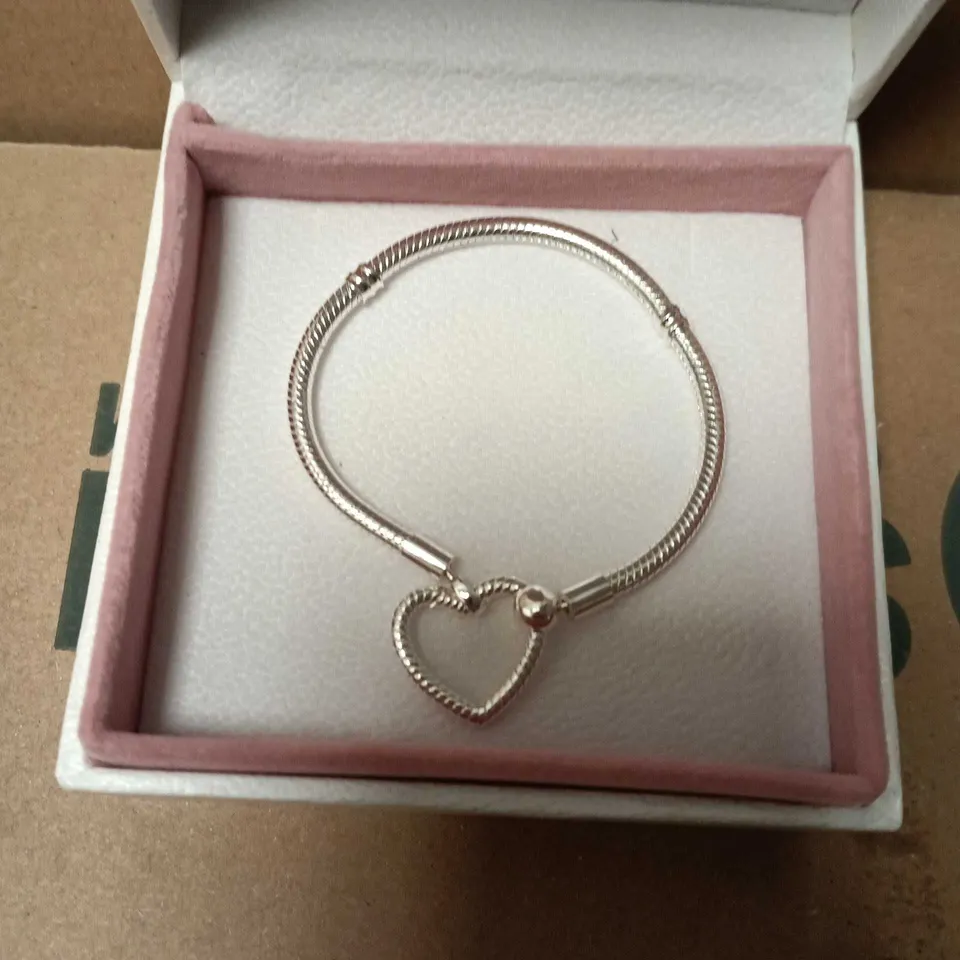 PANDORA SILVER HEART CHARM BRACELET – BOXED