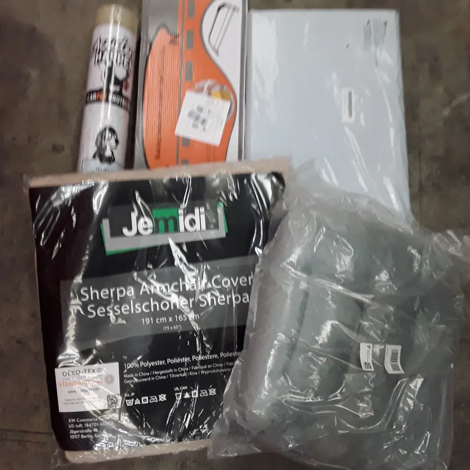 PALLET OF ASSORTED HOUSEHOLD ITEMS TO INCLUDE ARM CHAIR COVERS, CUSHIONS, CAKE SLICER AND BREAKFAST TRAY TABLE ECT
