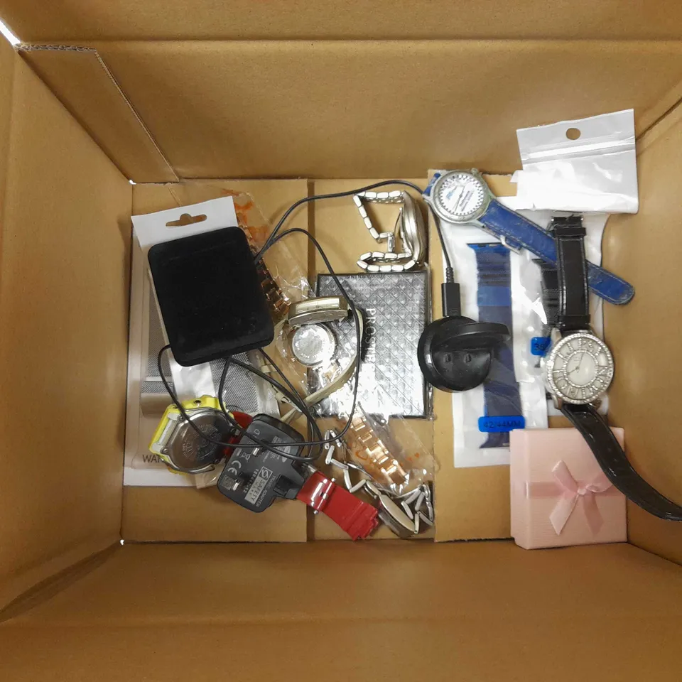 LOT OF APPROX 16 ASSORTED WATCHES AND JEWELLERY