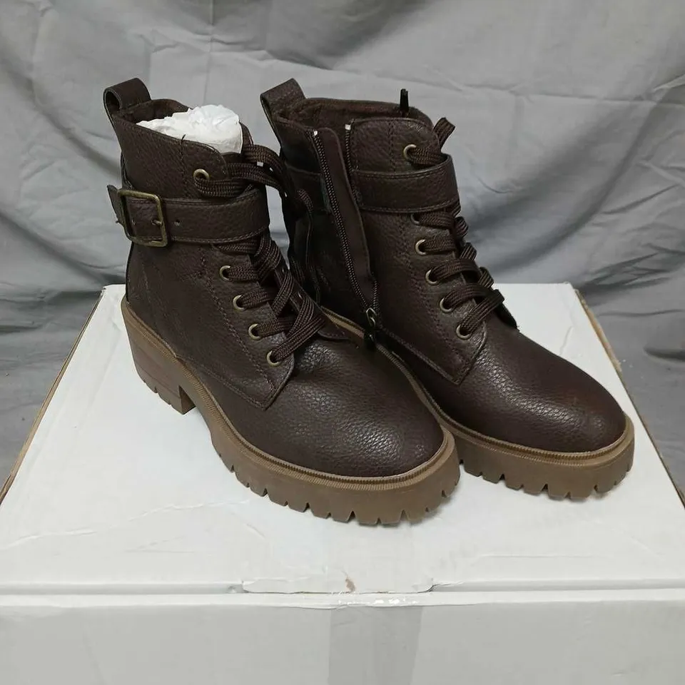 BM JAGGER BOOT – DARK BROWN LEATHER, SIZE 6