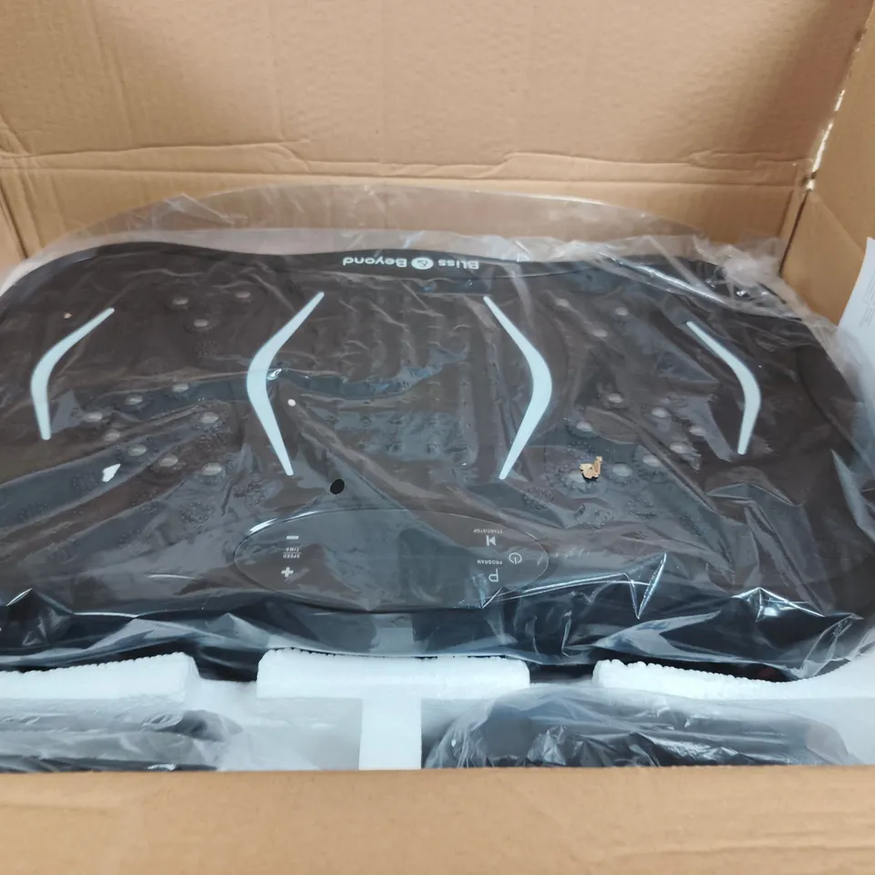 BLISS & BEYOND COREPULSE VIBRATION MASSAGER PLATE