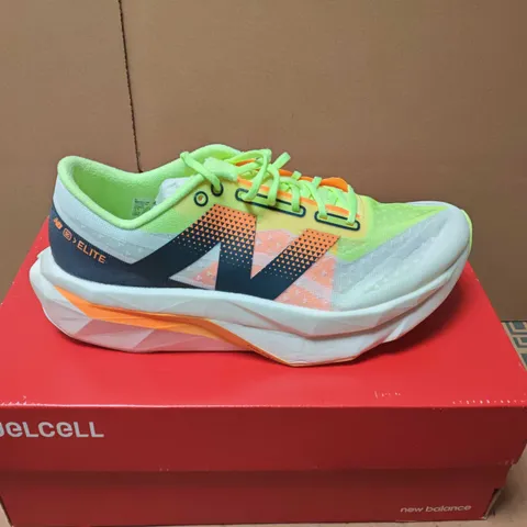 NEW BALANCE FUELCELL RUNNING SHOES IN NEON LIME/GREEN - UK 7