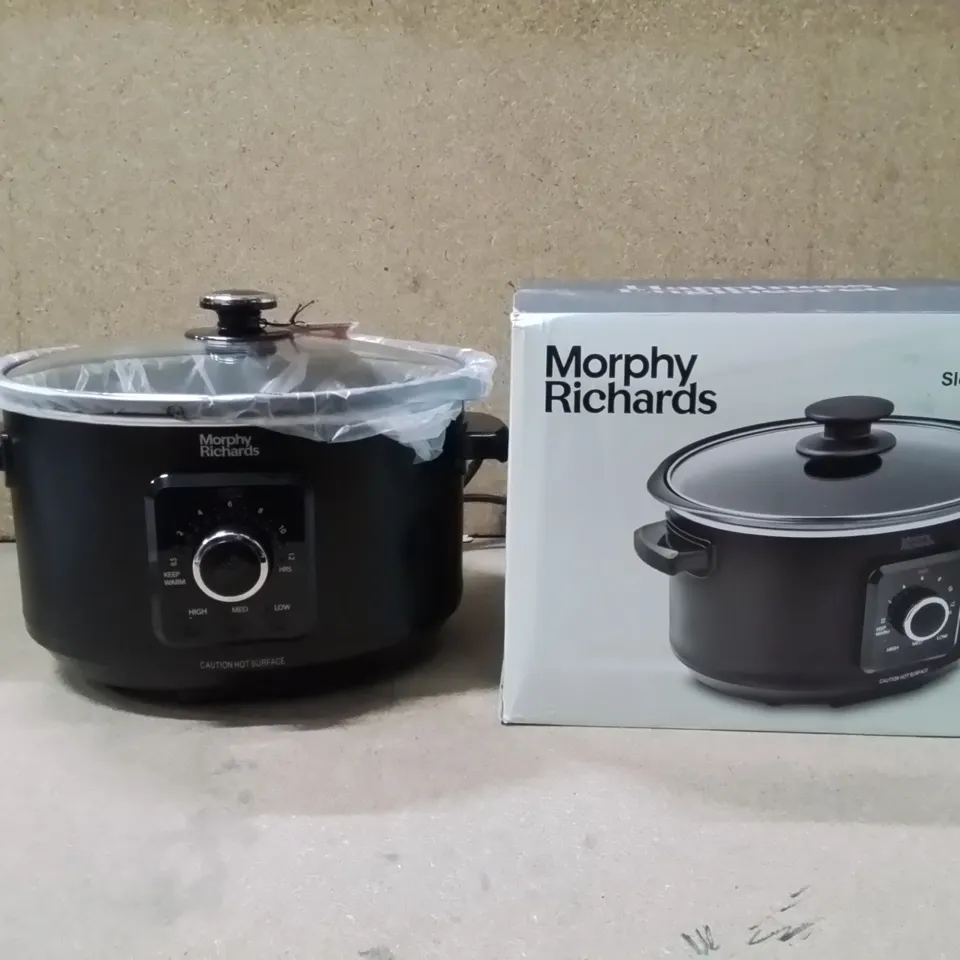 BOXED MORPHY RICHARDS 3.5L SLOW COOKER 