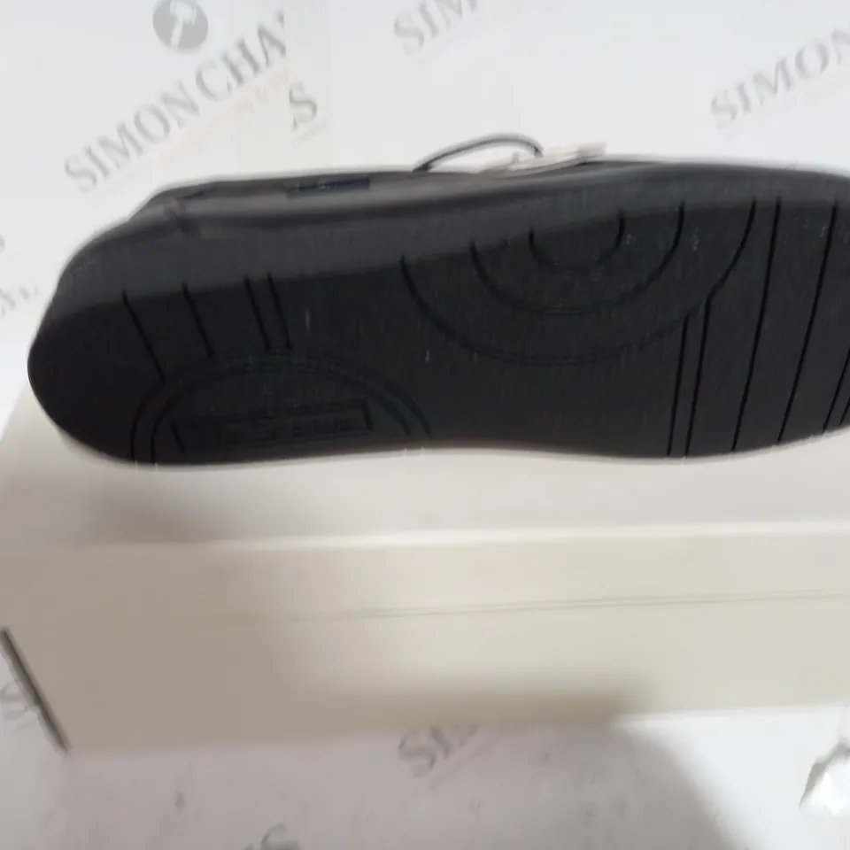 BOXED ORIGINAL BEN SHERMAN BLACK FORMAL SHOE - SIZE 11