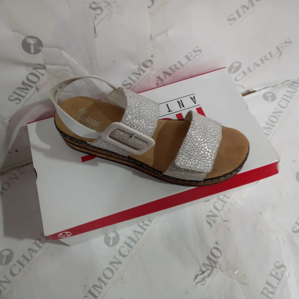 BOXED PAIR OF WEDGE SANDALS IN WHITE SIZE 7