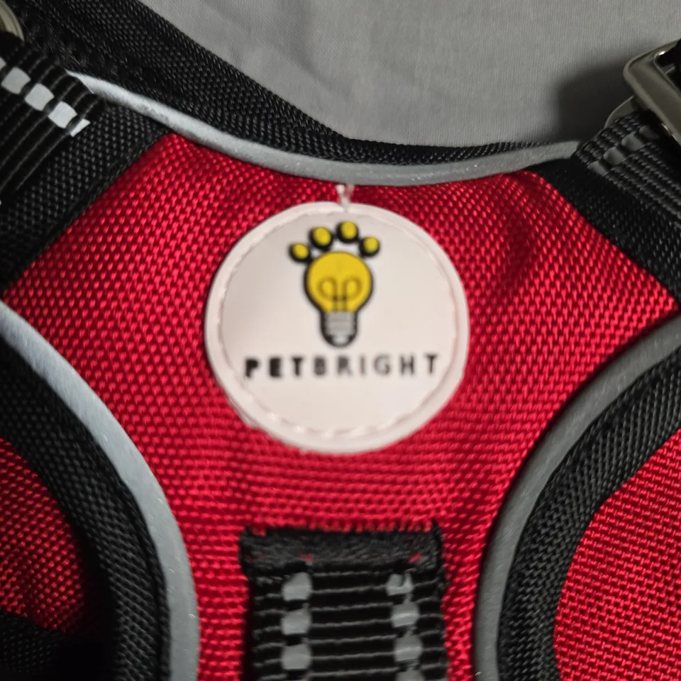 APPROXIMATELY 18 PETBRIGHT DOG HARNESS – RED & BLACK ADJUSTABLE HARNESS
