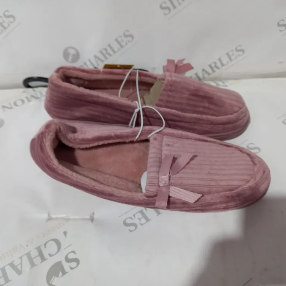 PINK MATALAN SLIPPERS SIZE 6