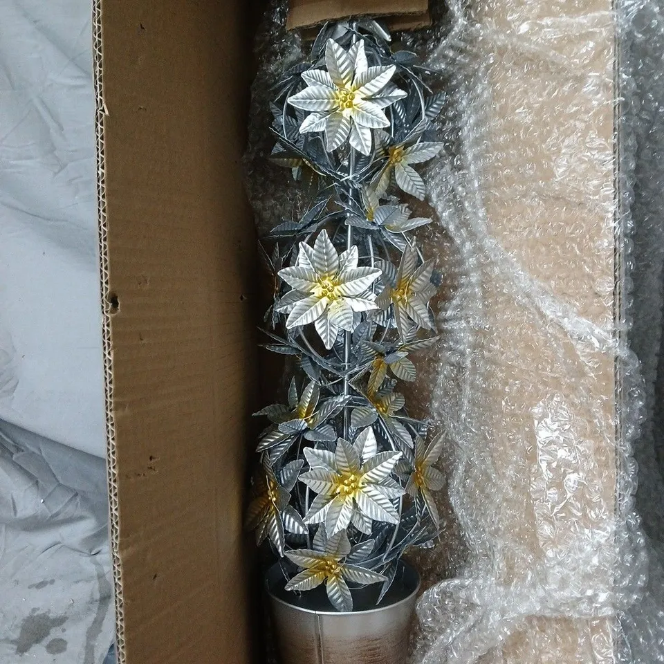 BOX OF 4 X METALLIC CHRISTMAS TREE ORNAMENT BOXED