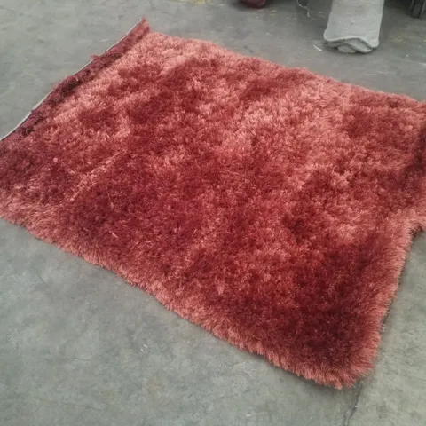 QUALITY DESIGNER AREA RUG APPROXIMATELY 120×160CM