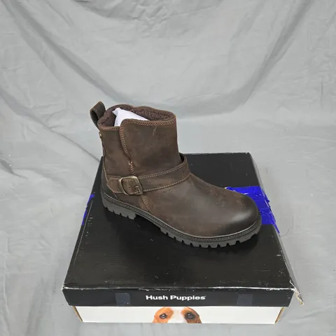 HUSH PUPPIES BROWN LEATHER ANKLE BOOTS. UK SIZE 4