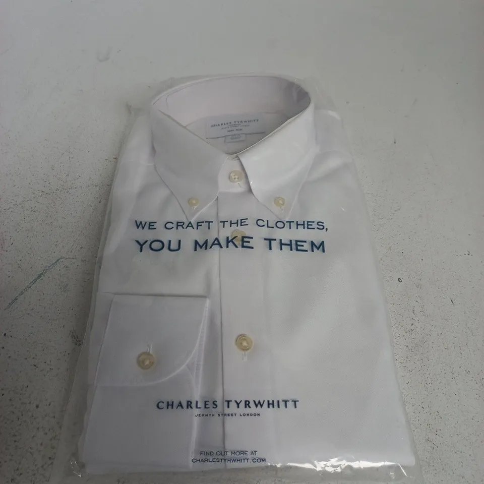 CHARLES TYRWHITT WHITE DRESS SHIRT – MEN'S - SIZE 39/91CM