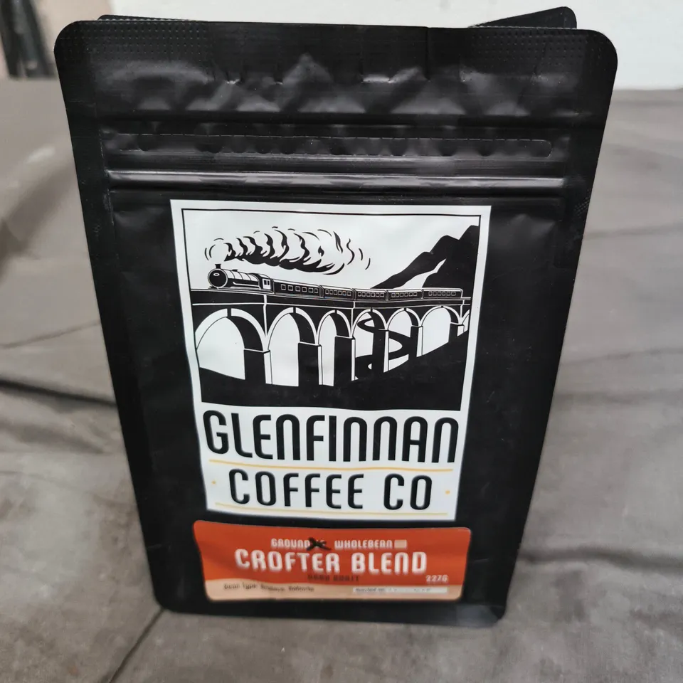 APPROXIMATELY 10 ASSORTED FOOD ITEMS INCLUDING MOTTLED WAXY CORN AND GLENFINNAN COFFEE CROFTER BLEND