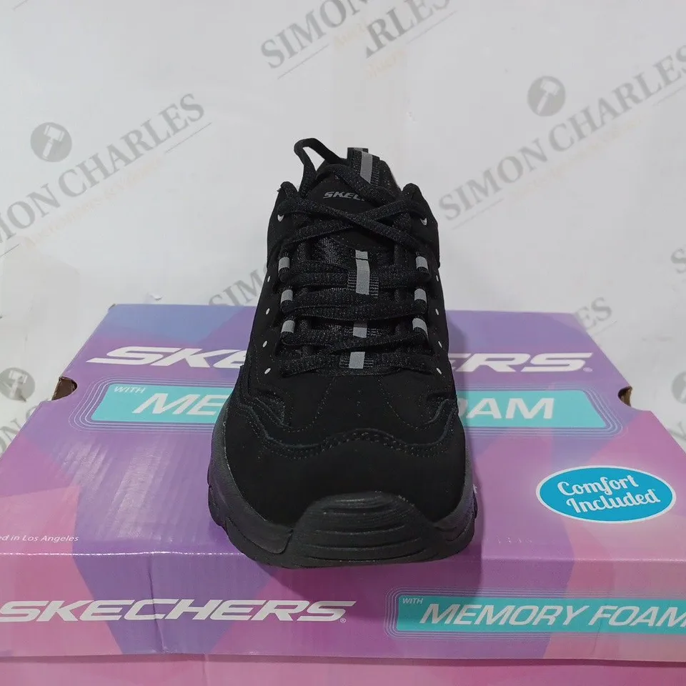 BOXED SKETCHERS ICON DITE LADIES TRAINERS - UK 5 