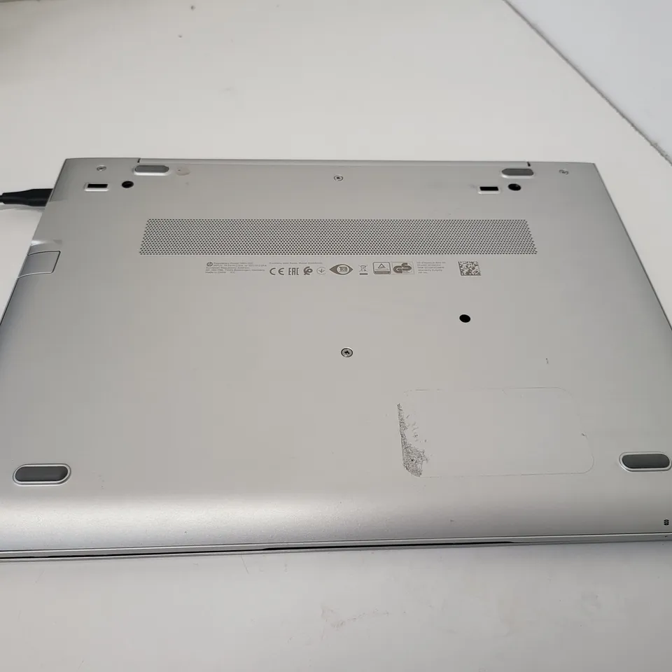 UNBOXED HP HSN-I12C LAPTOP, INTEL CORE I5-8250U, 8GB RAM, 256GB SSD