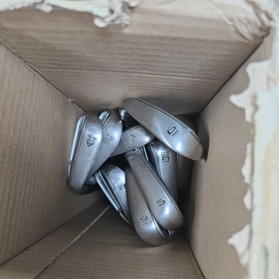 9 X GALLOWAY PARADYM AI SMOKE GOLF CLUBS TO INCLUDE 5 IRON, 6 IRON, 7 IRON, SAND WEDGE, 9 IRON ETC BOXED