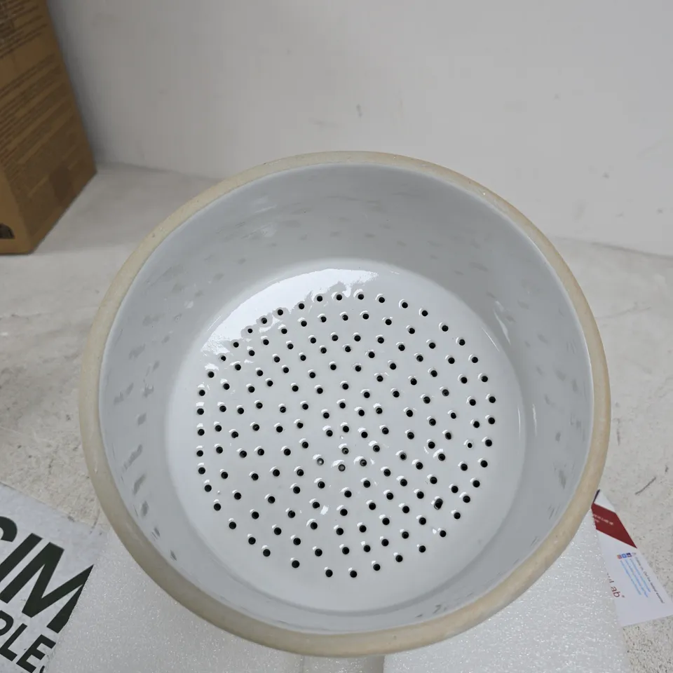 STONY LAB PORCELAIN BUCHNER FUNNEL 200MM BOXED