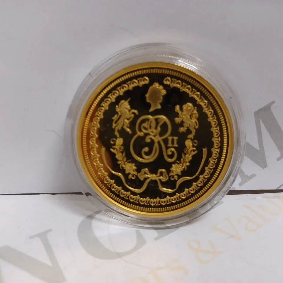 QUEEN ELIZABETH II `LIFE LONG LOVE` COLLECTABLE COIN