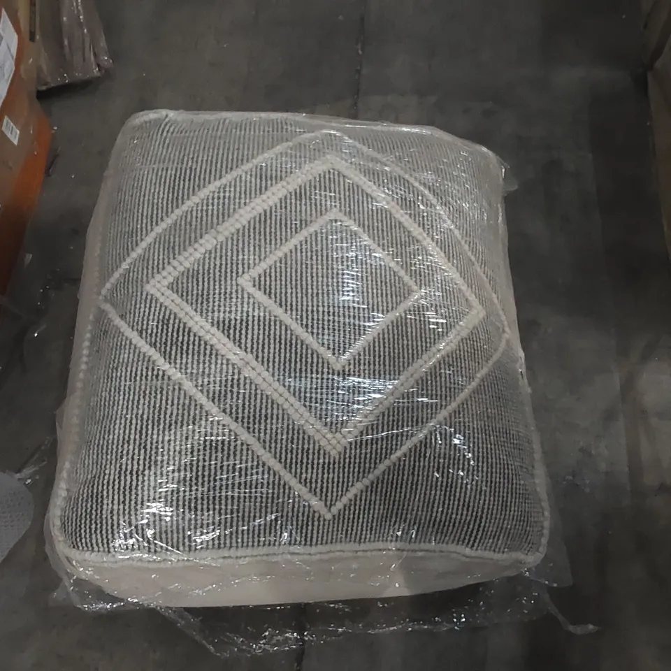 GALLERY DIRECT SOTO POUFFE IN GREY