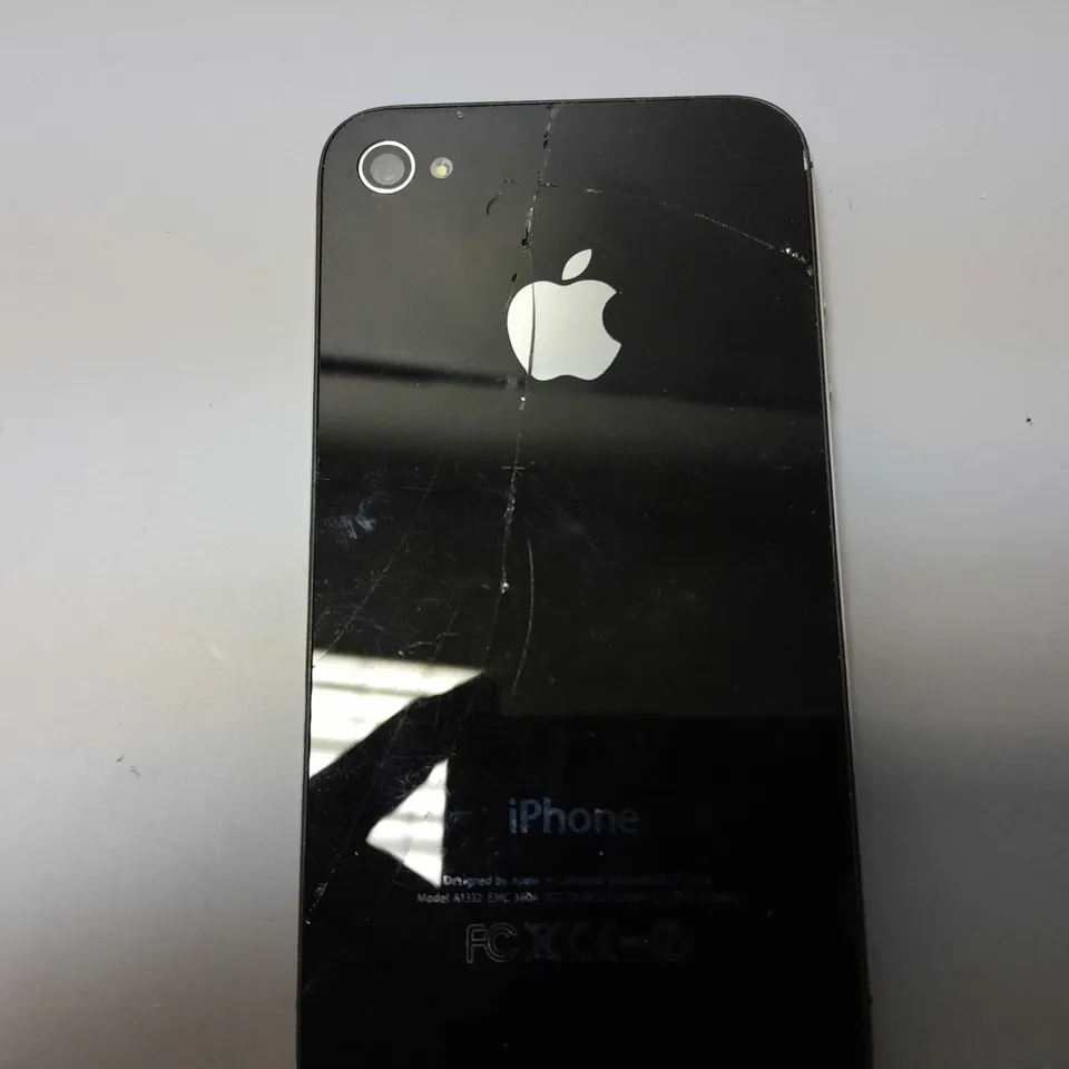 APPLE IPHONE 4 (A1332) SMARTPHONE 