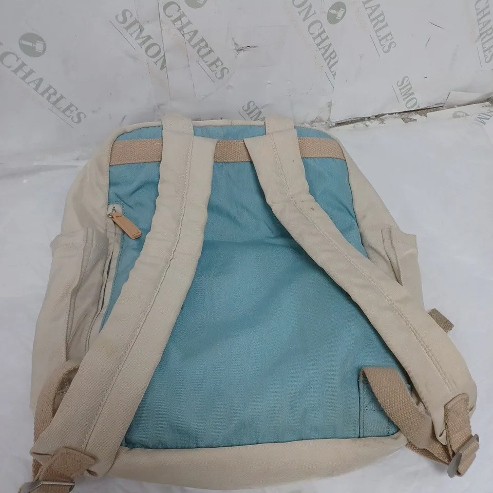 SEVENTEEN LONDON CREAM AND BLUE BACKPACK