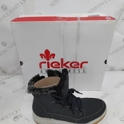 BOXED PAIR OF RIEKER WARM HIKING BOOTS, NAVY - SIZE 6