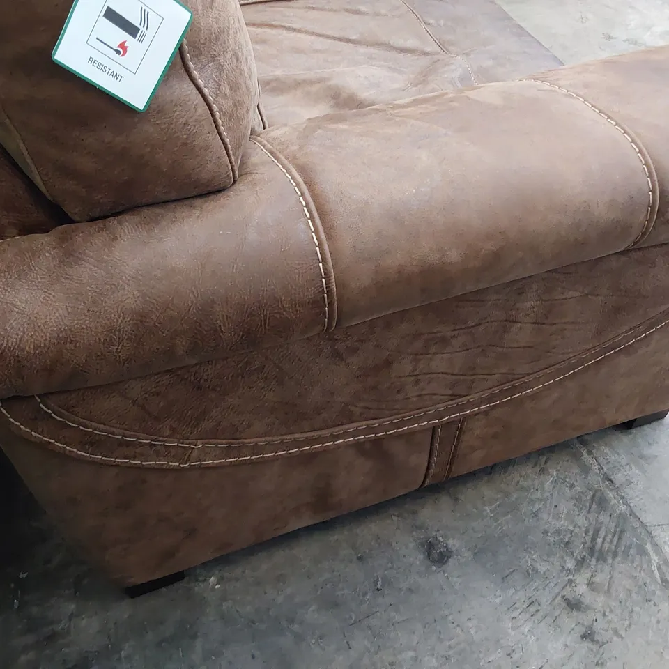 DESIGNER TWO SEATER SOFA DISTRESSED BROWN LEATHER WITH CONTRASTING STITCHING 